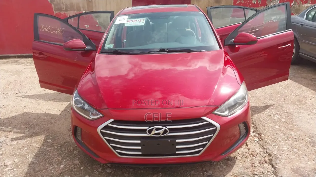 Hyundai Elantra Value Edition Sedan FWD (2.0L 4cyl 6A) 2017 Red
