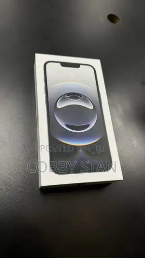 New Apple iPhone 16e 128 GB Black