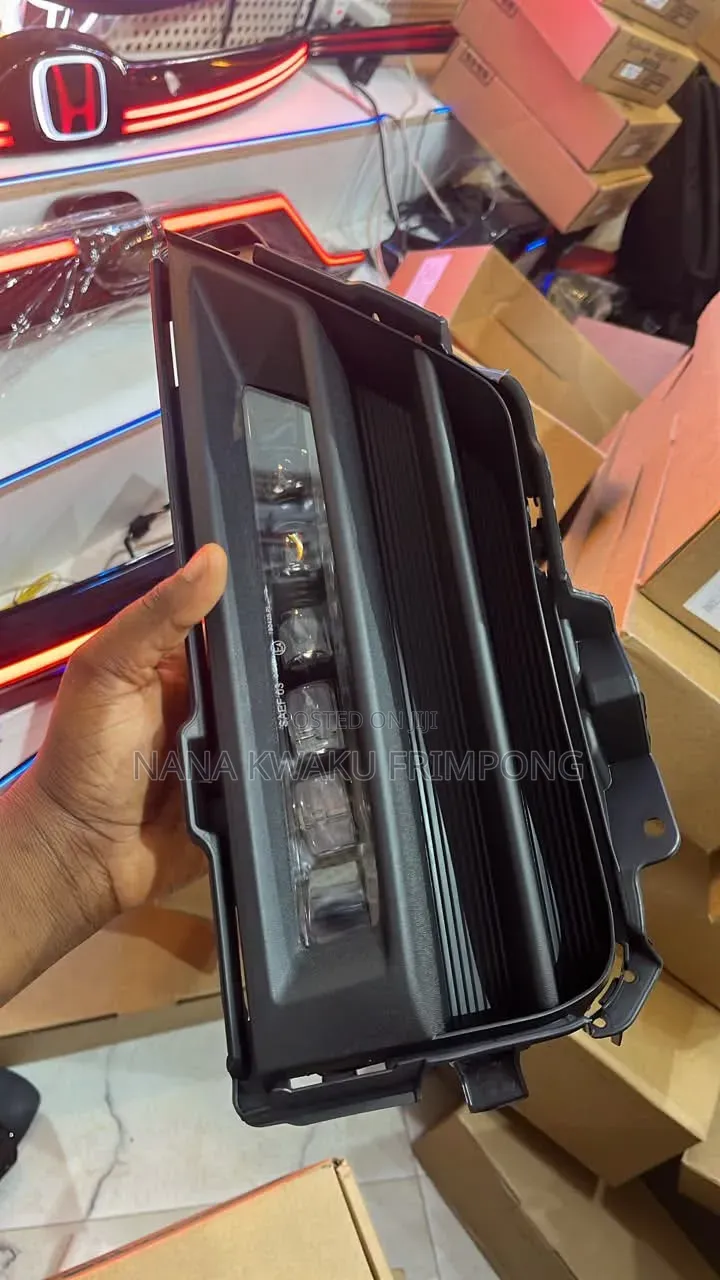 Honda Cr-v 2020 to 2022 Foglight Available