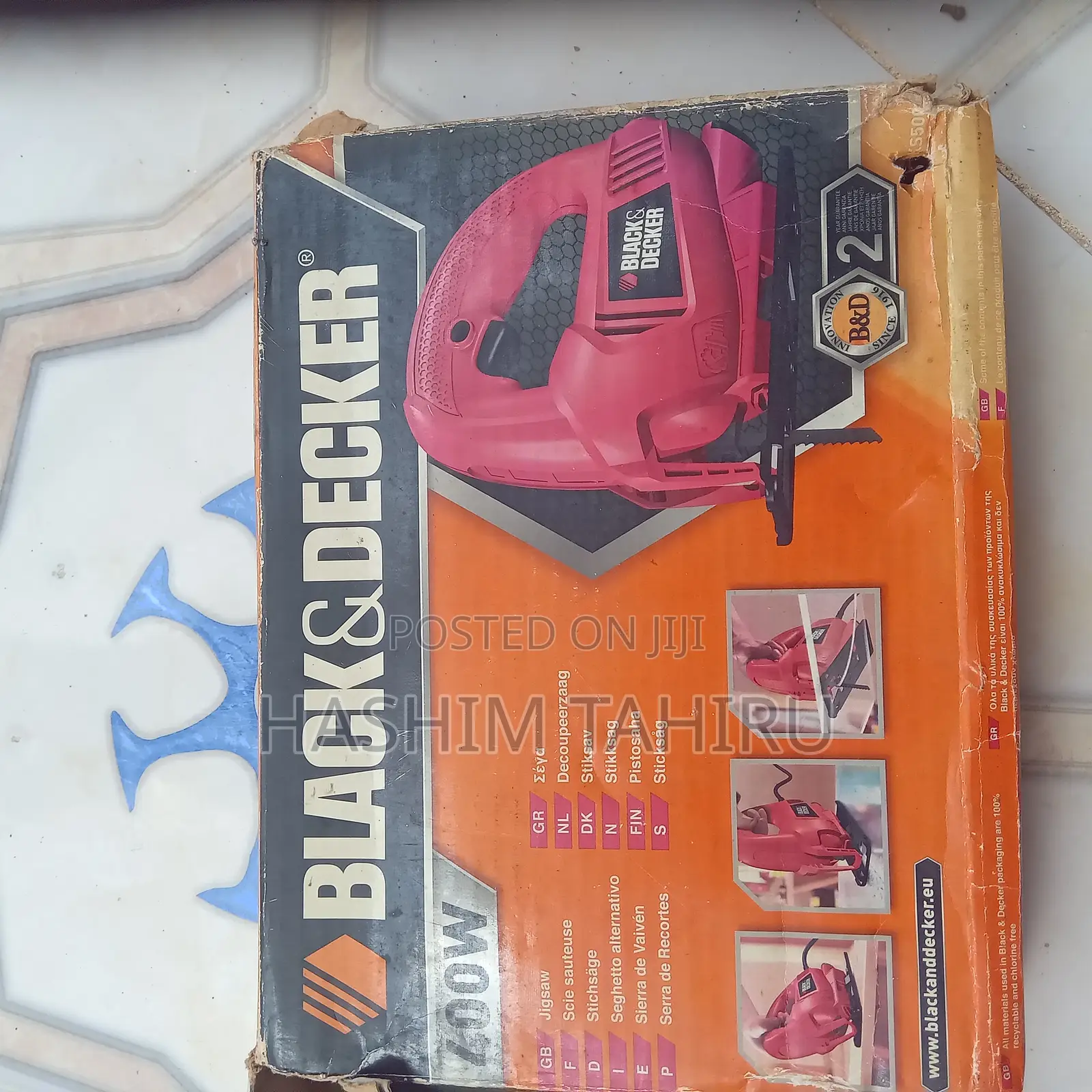 Black Decker Cutting Machine