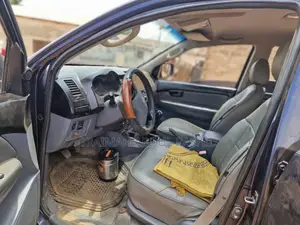 Toyota Hilux 2013 Blue