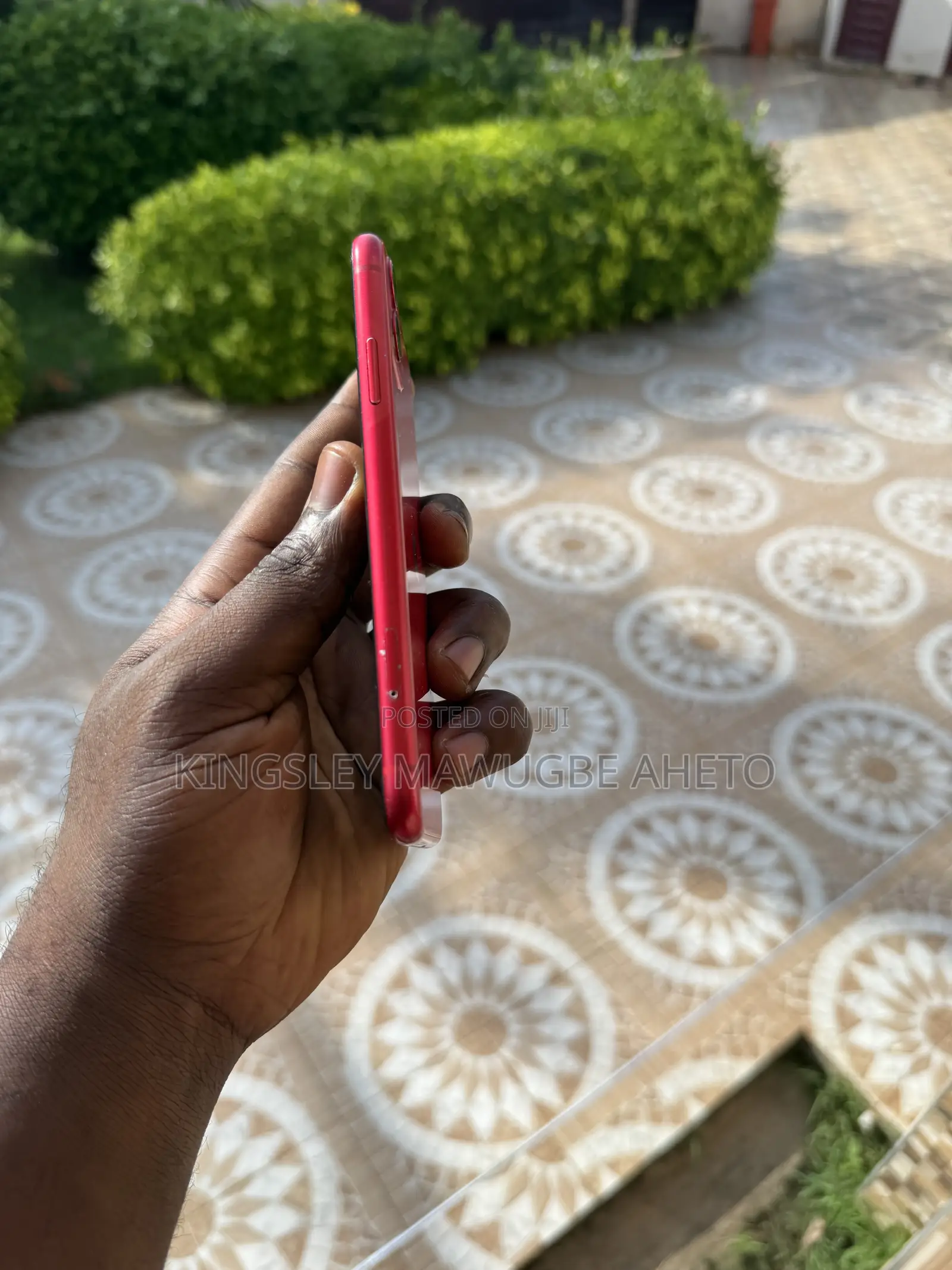 Apple iPhone 11 64 GB Red