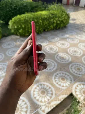 Apple iPhone 11 64 GB Red