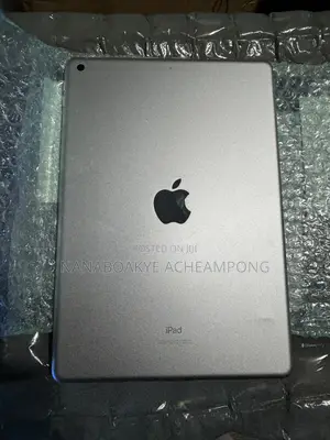 Apple iPad 10.2 (2019) 32 GB Gray