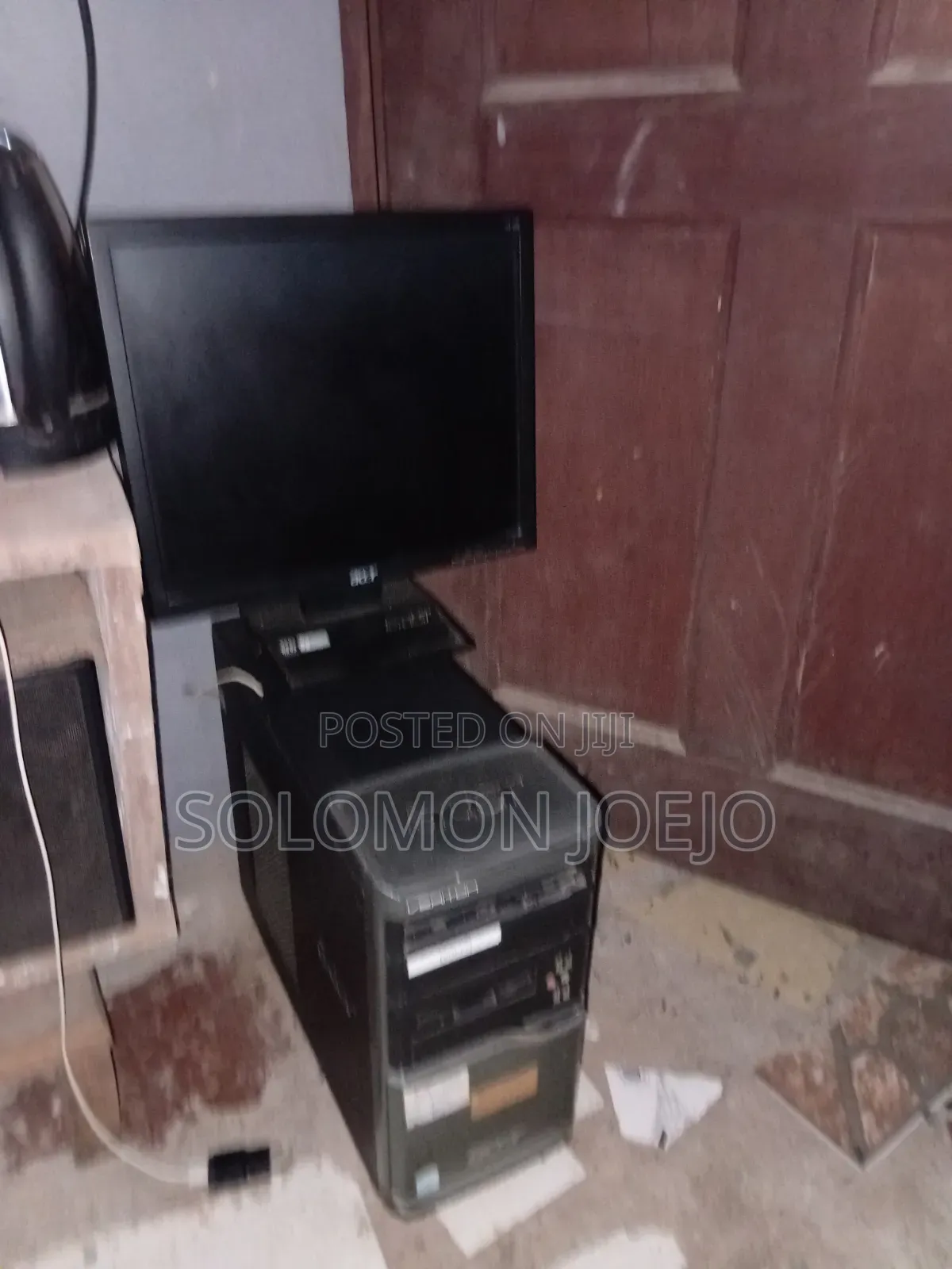 Desktop Computer Acer Aspire C24-760 1GB Intel Core 2 Duo HDD+SSD 160GB
