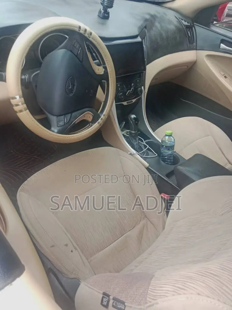 Hyundai Sonata 2013 Red