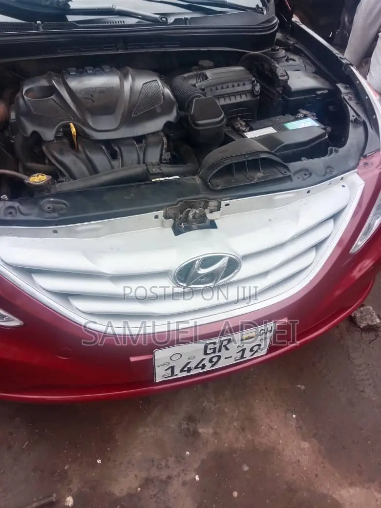 Hyundai Sonata 2013 Red