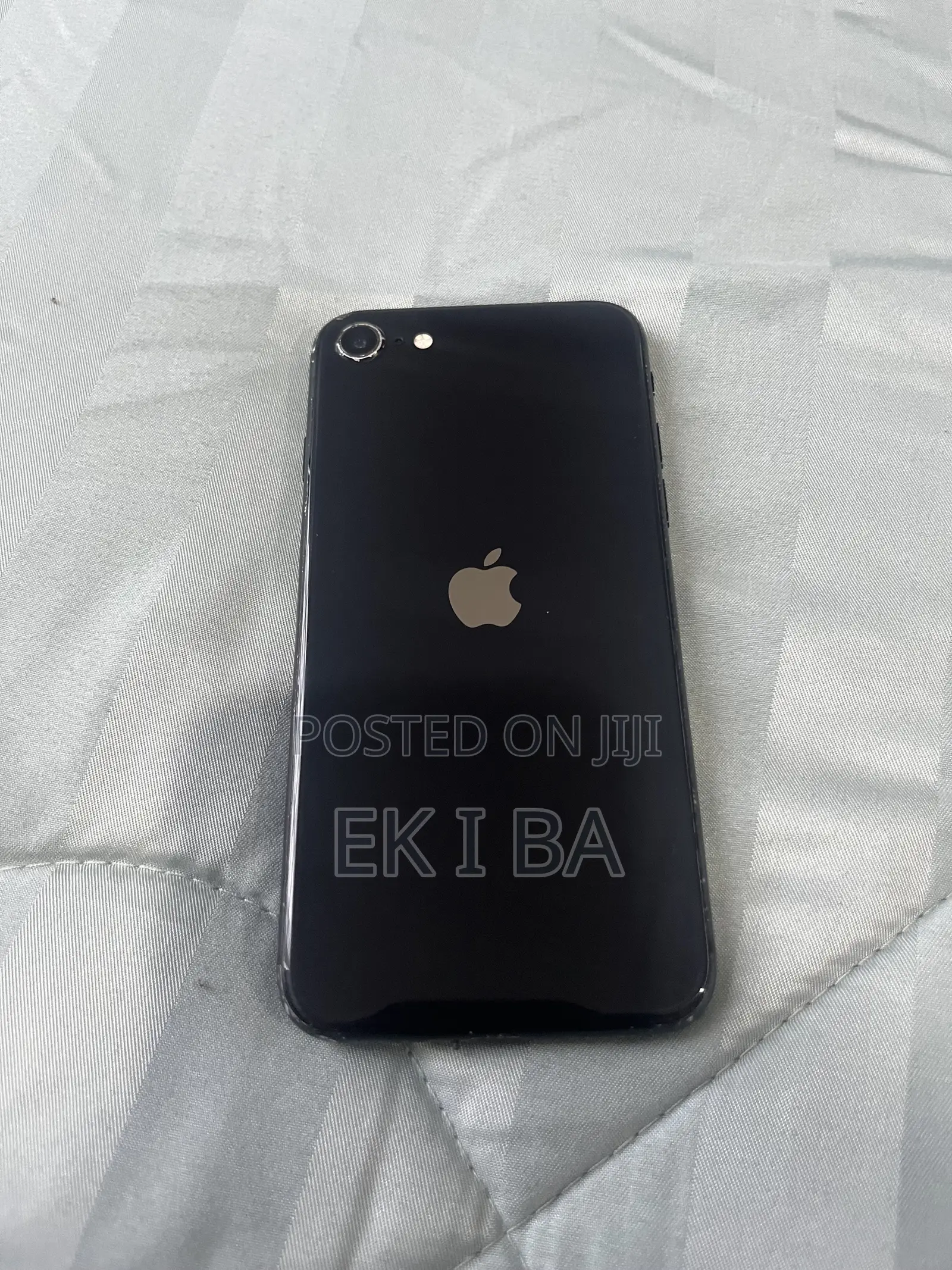 Apple iPhone SE (2020) 64 GB Black