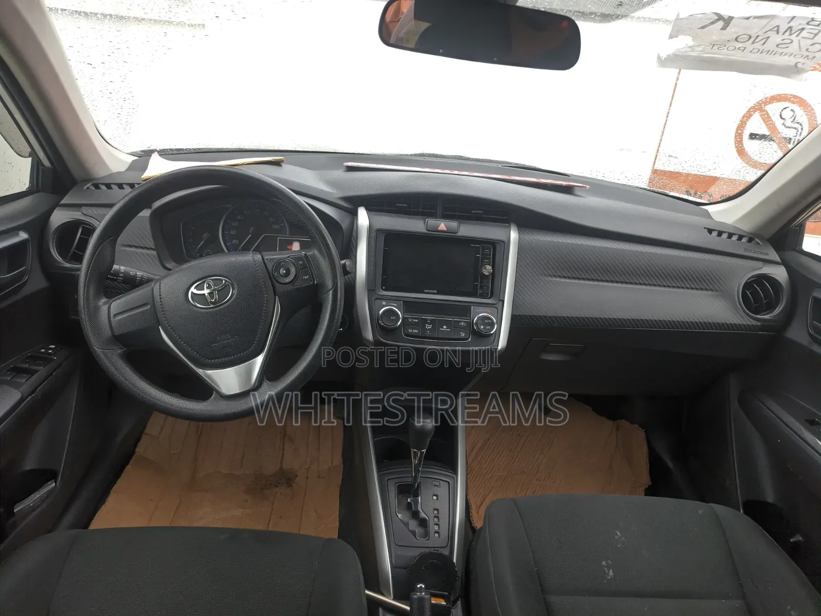Toyota Corolla Fielder 1.5 Hybrid FWD 2020 White