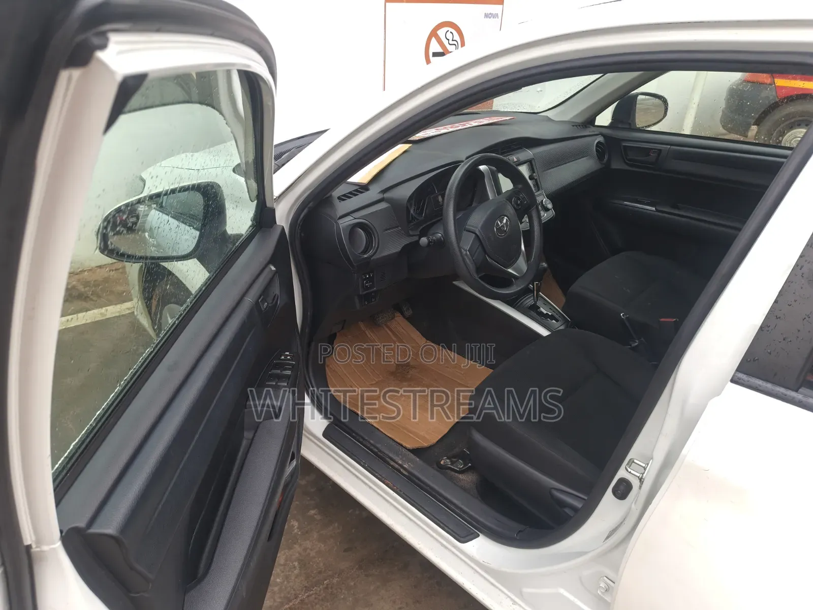 Toyota Corolla Fielder 1.5 Hybrid FWD 2020 White