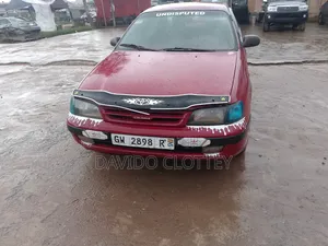 Toyota Carina 1999 Red