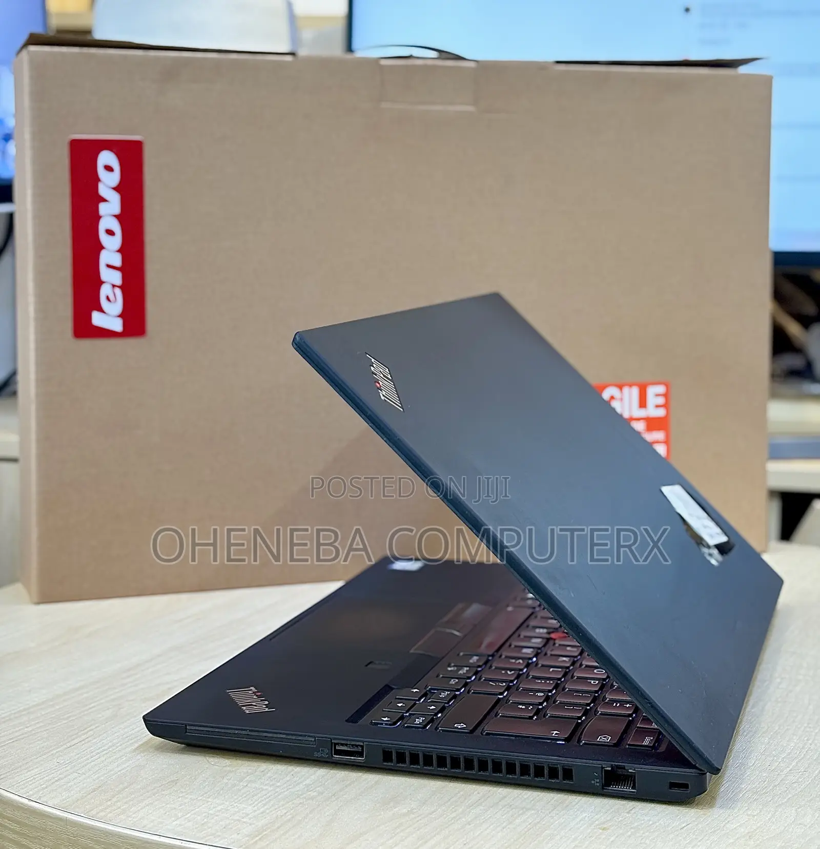 Laptop Lenovo ThinkPad T490s 16GB Intel Core i5 SSD 256GB