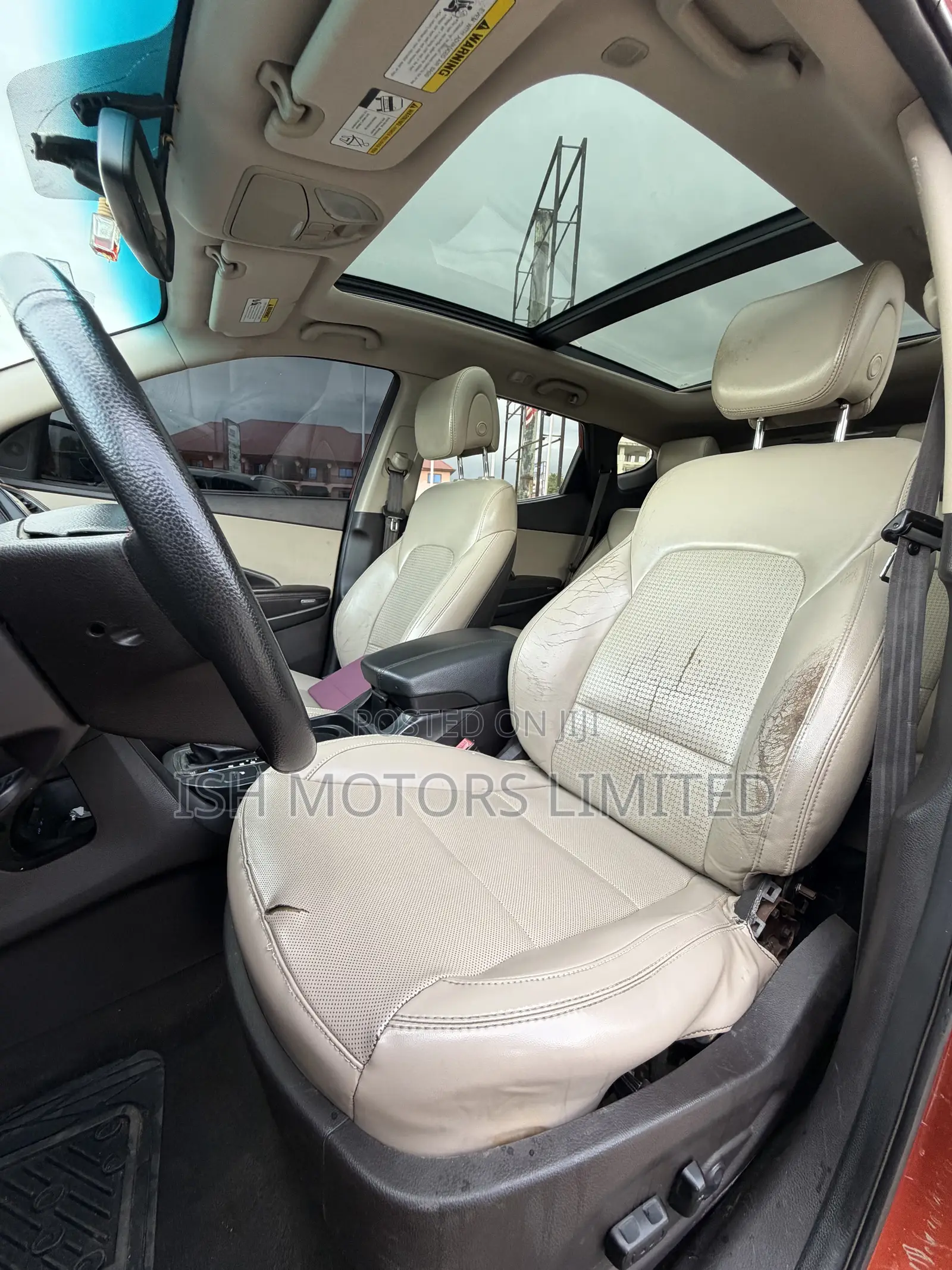 Hyundai Santa Fe Limited 4dr SUV AWD 2015 Brown