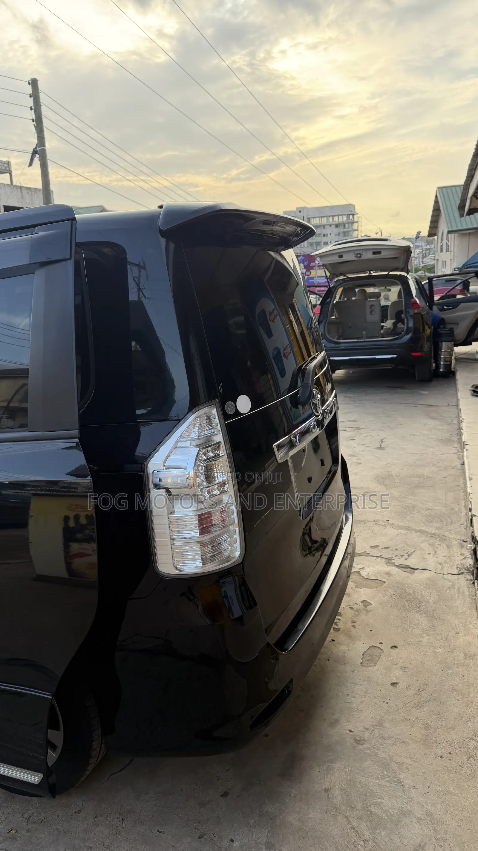 Toyota Voxy 2013 Black
