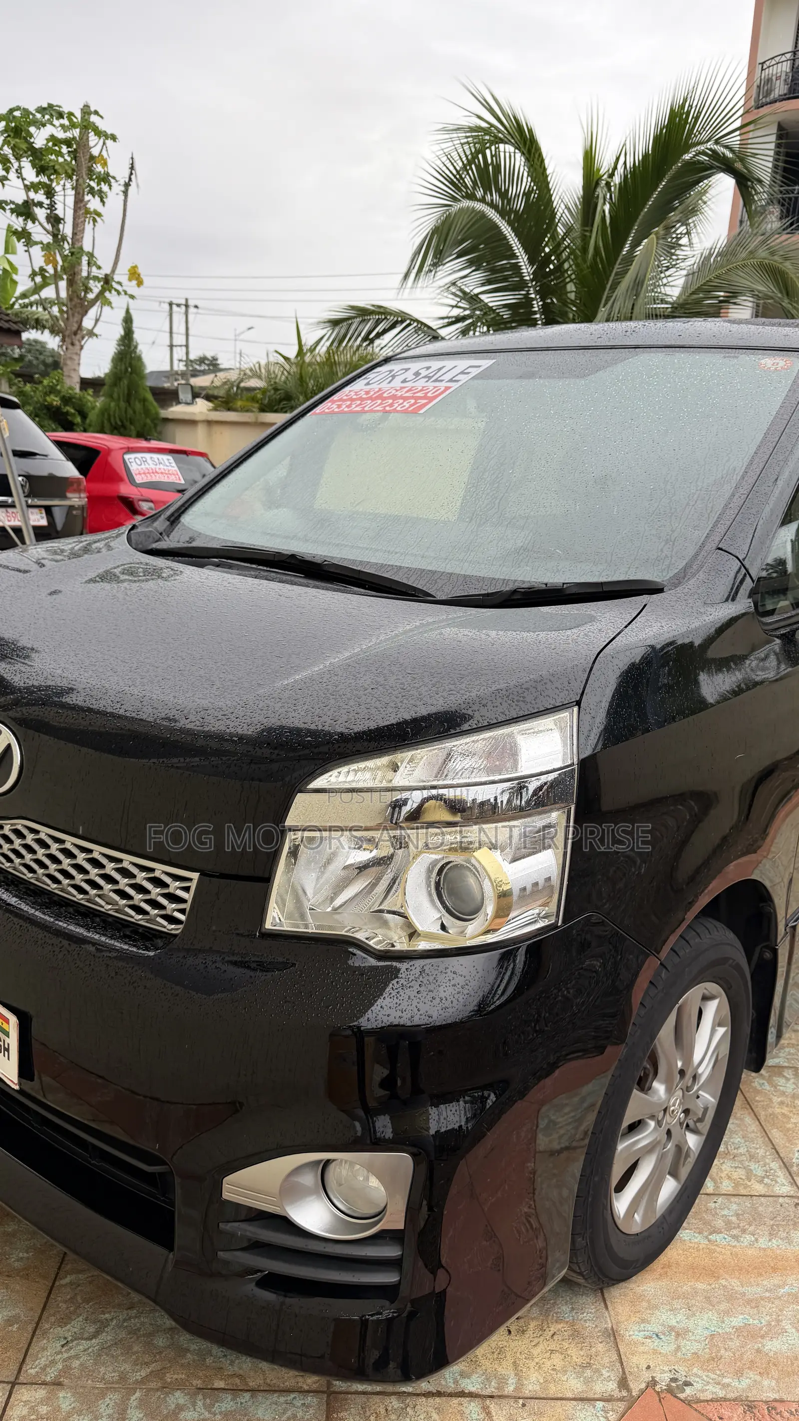 Toyota Voxy 2013 Black
