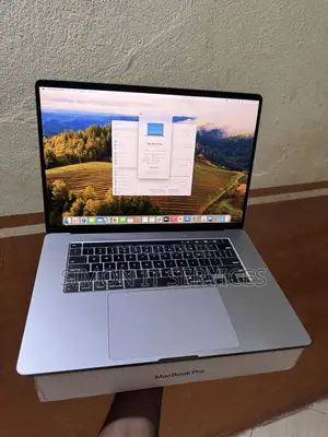 Laptop Apple MacBook Pro 2019 16GB Intel Core i9 SSD 512GB