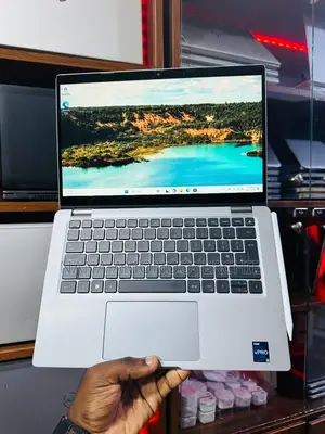 Laptop Dell Latitude 5330 16GB Intel Core i5 SSD 256GB
