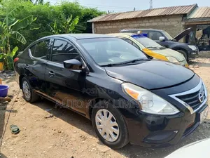 Nissan Versa 1.6 S Plus 4dr Sedan (1.6L 4cyl CVT) 2015 Black