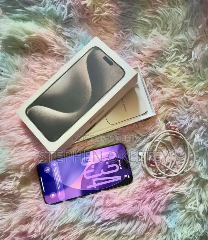 Apple iPhone 15 Pro Max 256 GB Silver