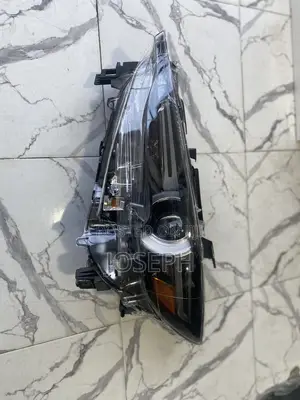 Cx,2020 Headlight