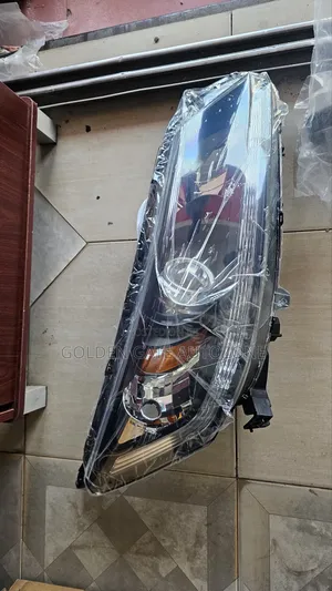 Honda Accord 2013 to 2015 Headlight Pair