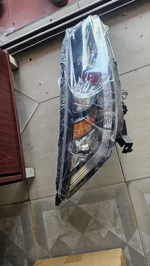 Honda Accord 2013 to 2015 Headlight Pair