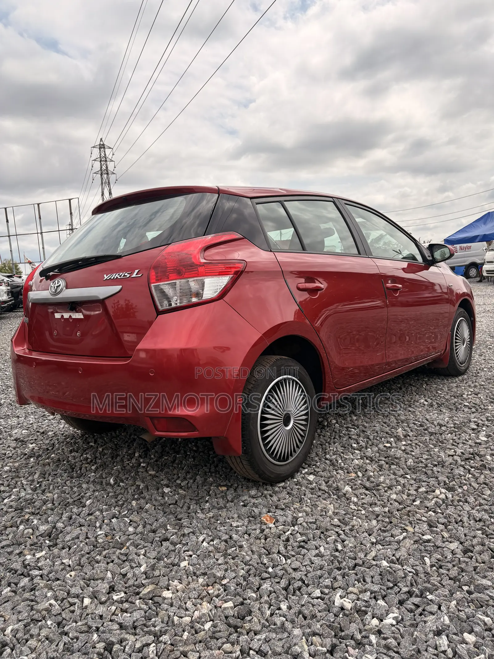 Toyota Yaris L Hatchback 5dr 2015 Red