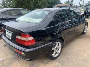 BMW 323i 2004 Black