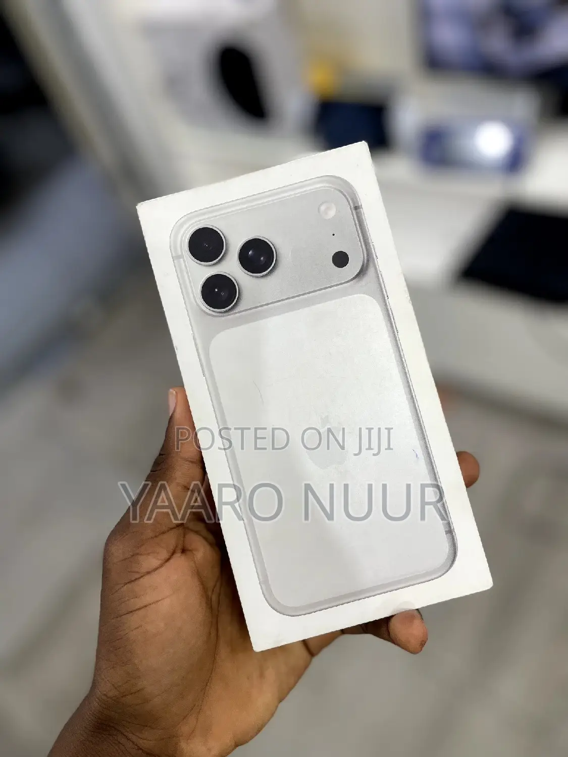 New Apple iPhone 17 Pro Max 256 GB Silver