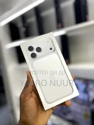 New Apple iPhone 17 Pro Max 256 GB Silver