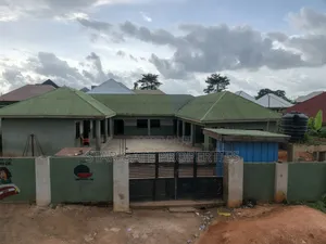 School for Sale. ( English and Arabic) Kenyasi Achiase