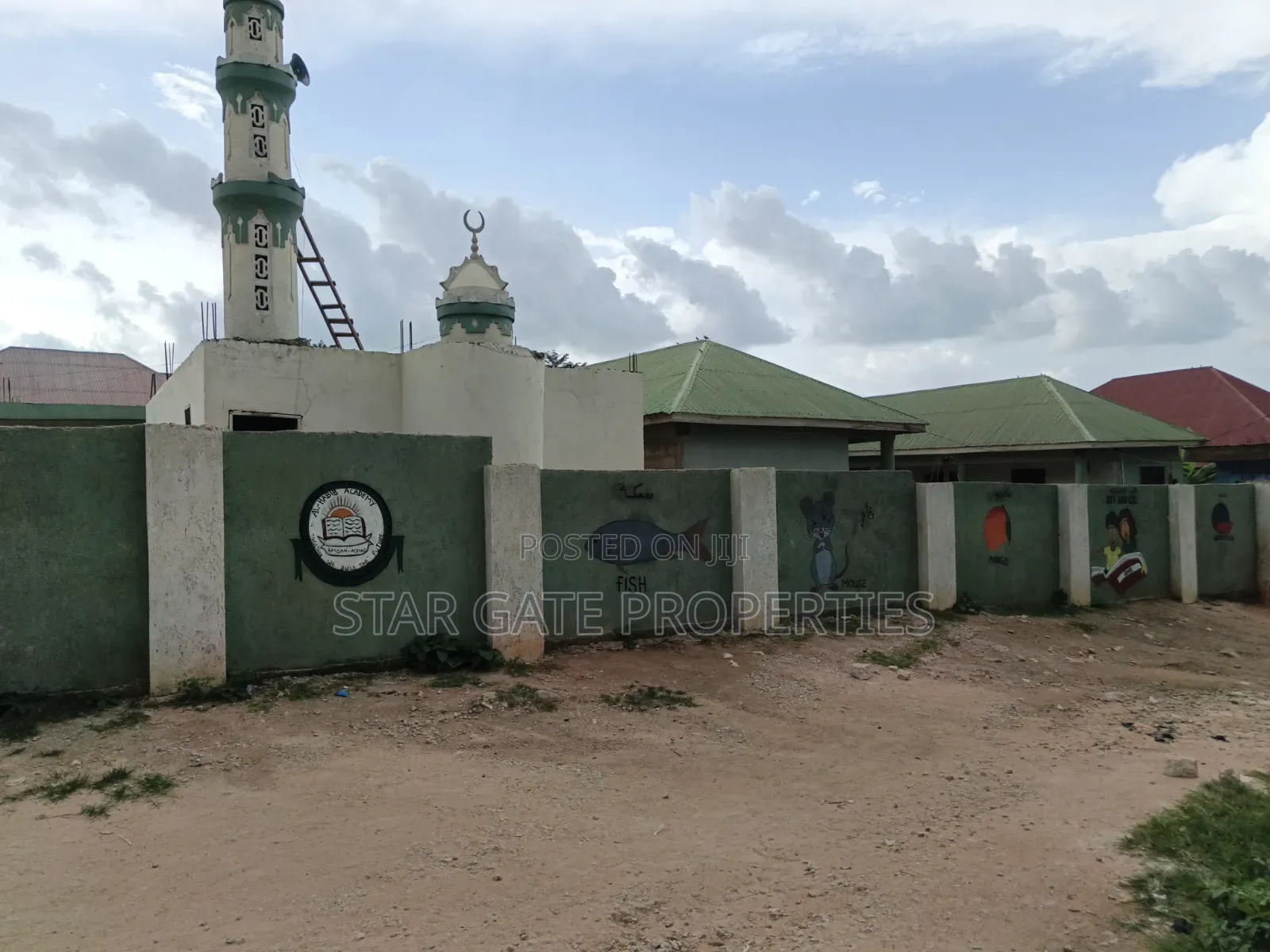 School for Sale. ( English and Arabic) Kenyasi Achiase