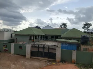School for Sale. ( English and Arabic) Kenyasi Achiase