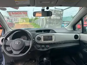 Toyota Vitz 2013 Blue