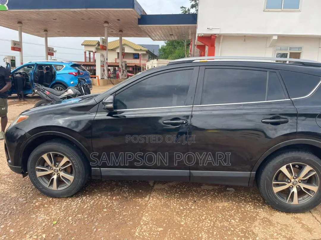 Toyota RAV4 LE AWD (2.5L 4cyl 6A) 2017 Black