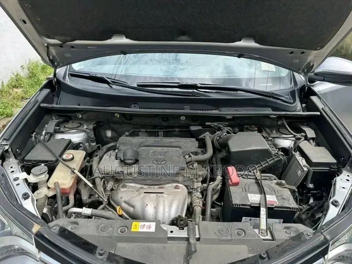 Toyota RAV4 2017 Silver