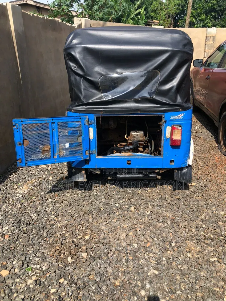 Bajaj RE 2020 Blue