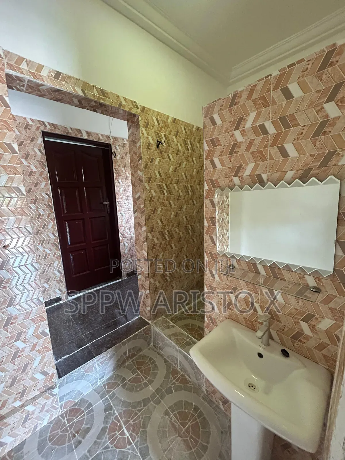 2bdrm Apartment in Kwabenya Sppw for rent