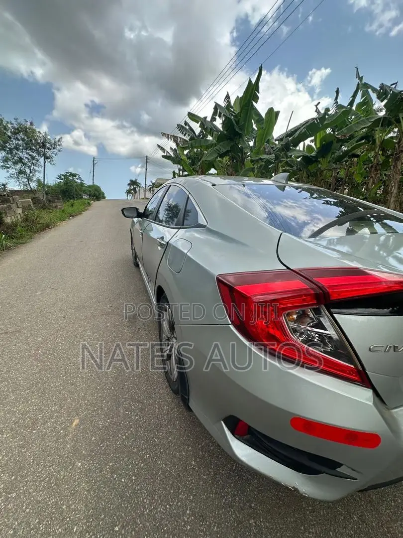 Honda Civic Touring Sedan 2018 Gray