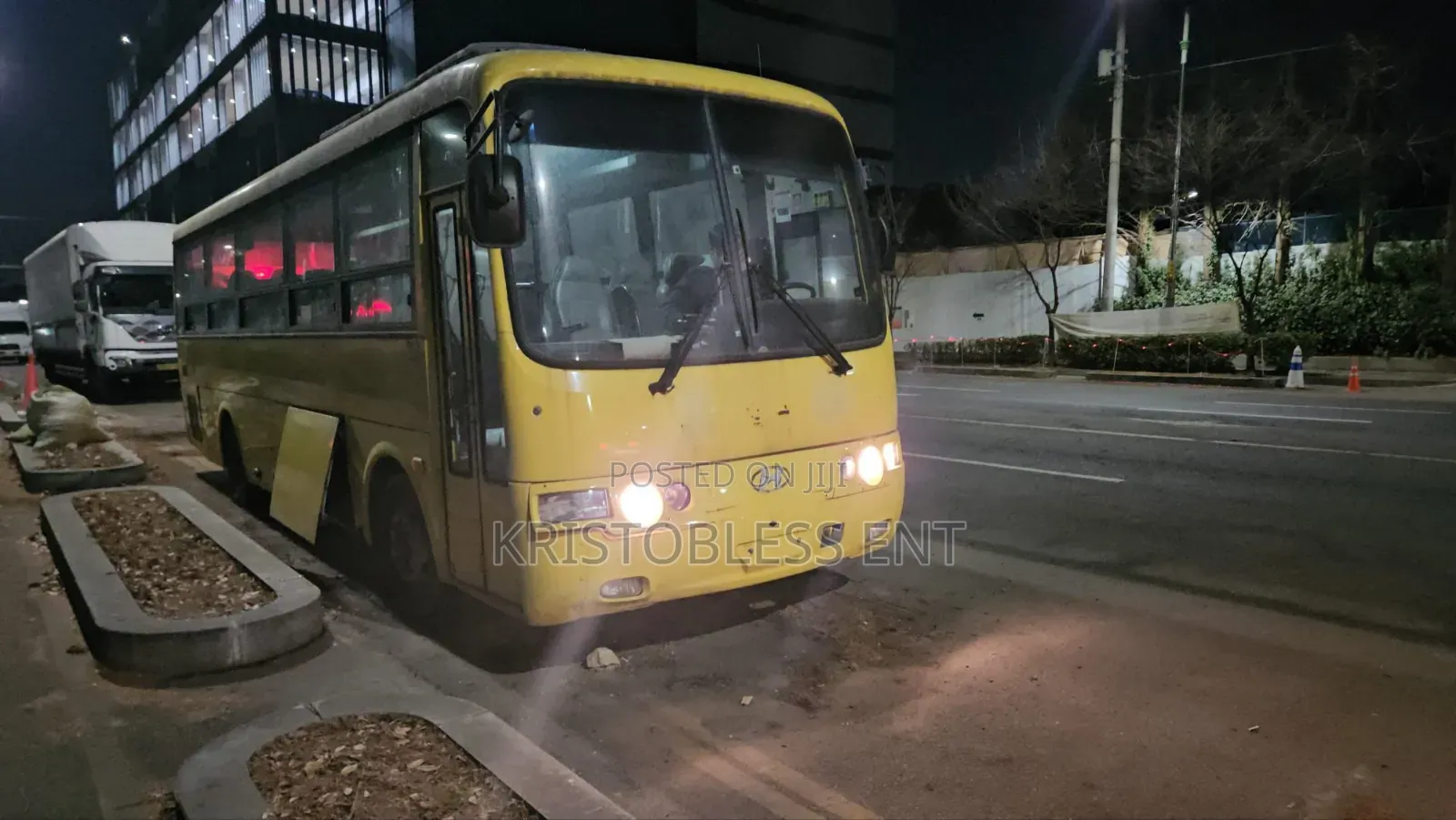 Hyundai Aero Town 2014 Yellow