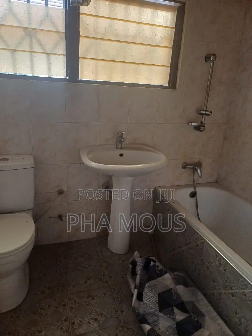 4bdrm House in Tantra Hills for rent
