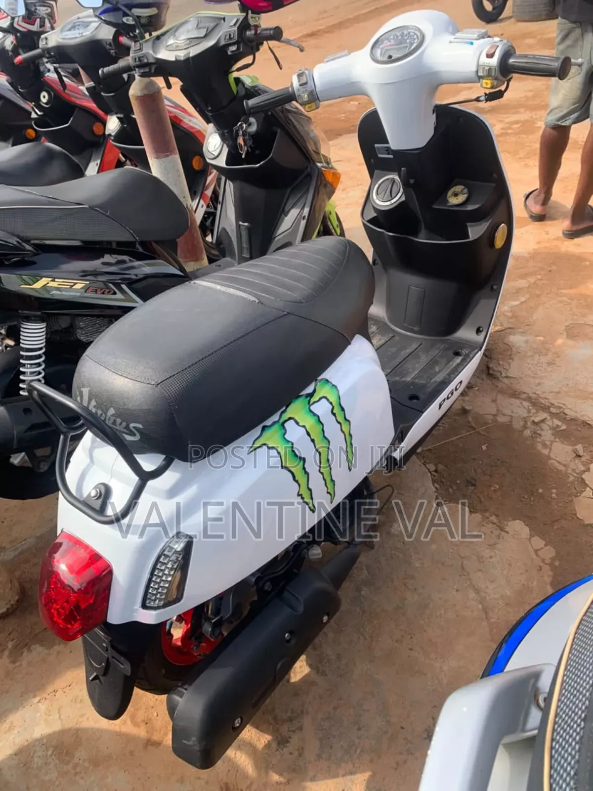 Piaggio Scooter 2015 White