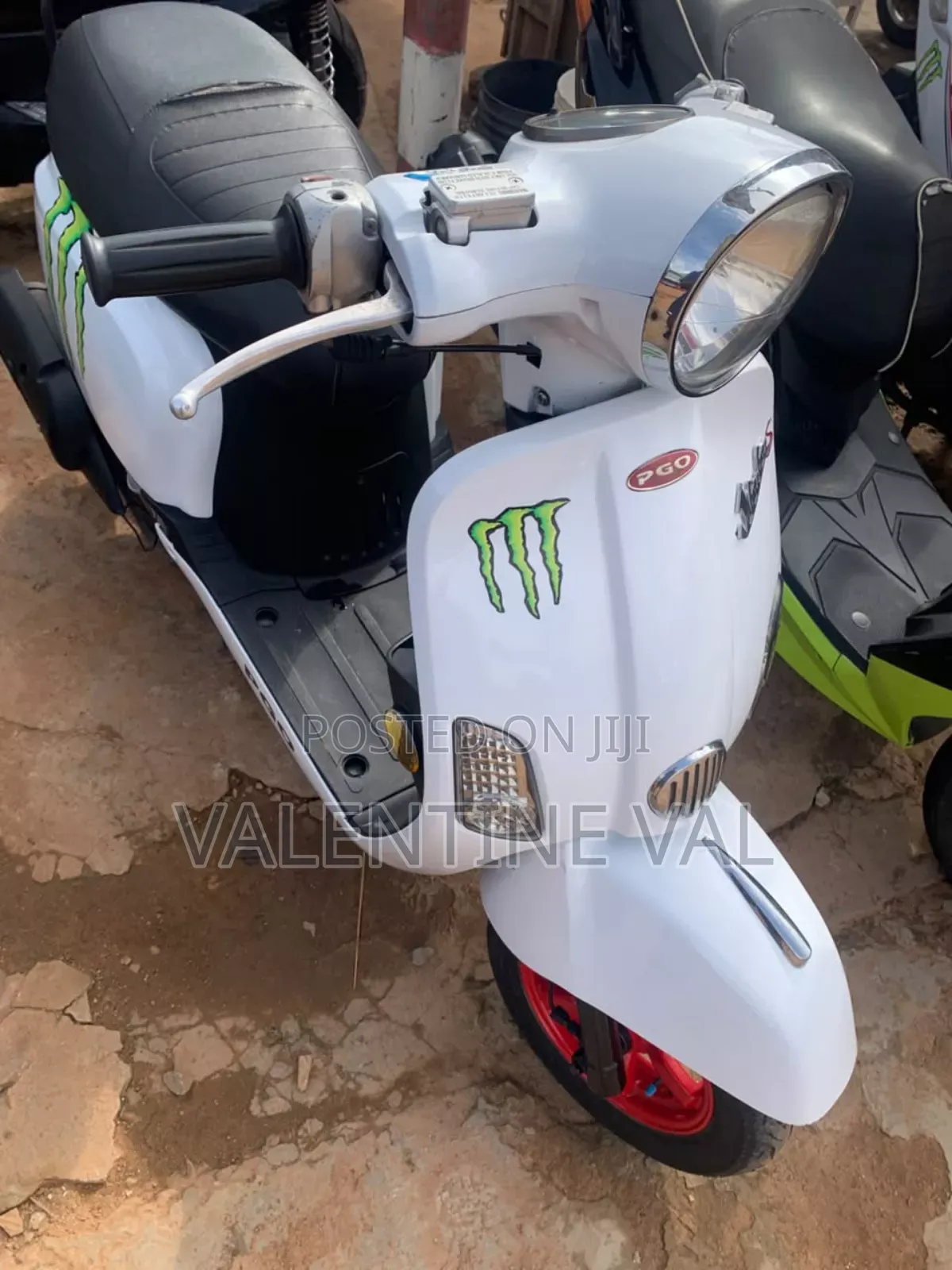 Piaggio Scooter 2015 White