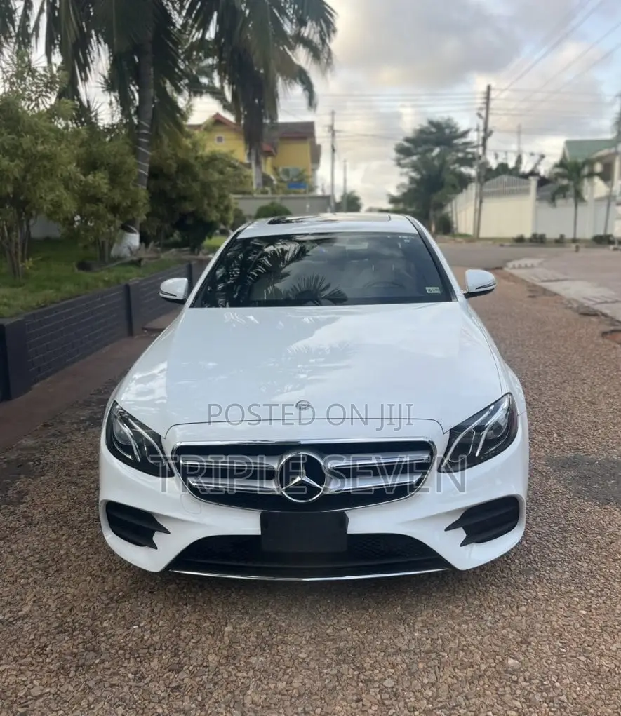 Mercedes-Benz E300 4Matic AWD Sedan (2.0L 4cyl 9A) 2017 White