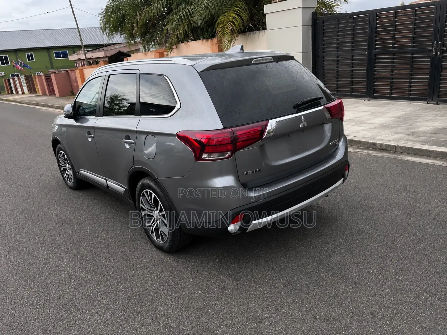 Mitsubishi Outlander SEL AWC 2018 Gray