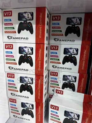 V13 Wireless Bluetooth Gamepad Controller With Phone Holder