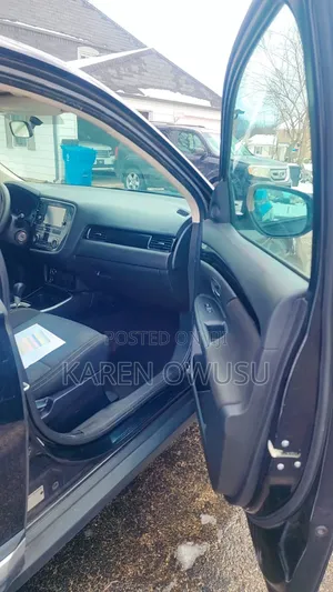 Mitsubishi Outlander SE FWD 2019 Black