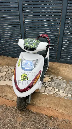 Yamaha 2020 White