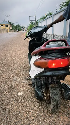 Yamaha 2020 White