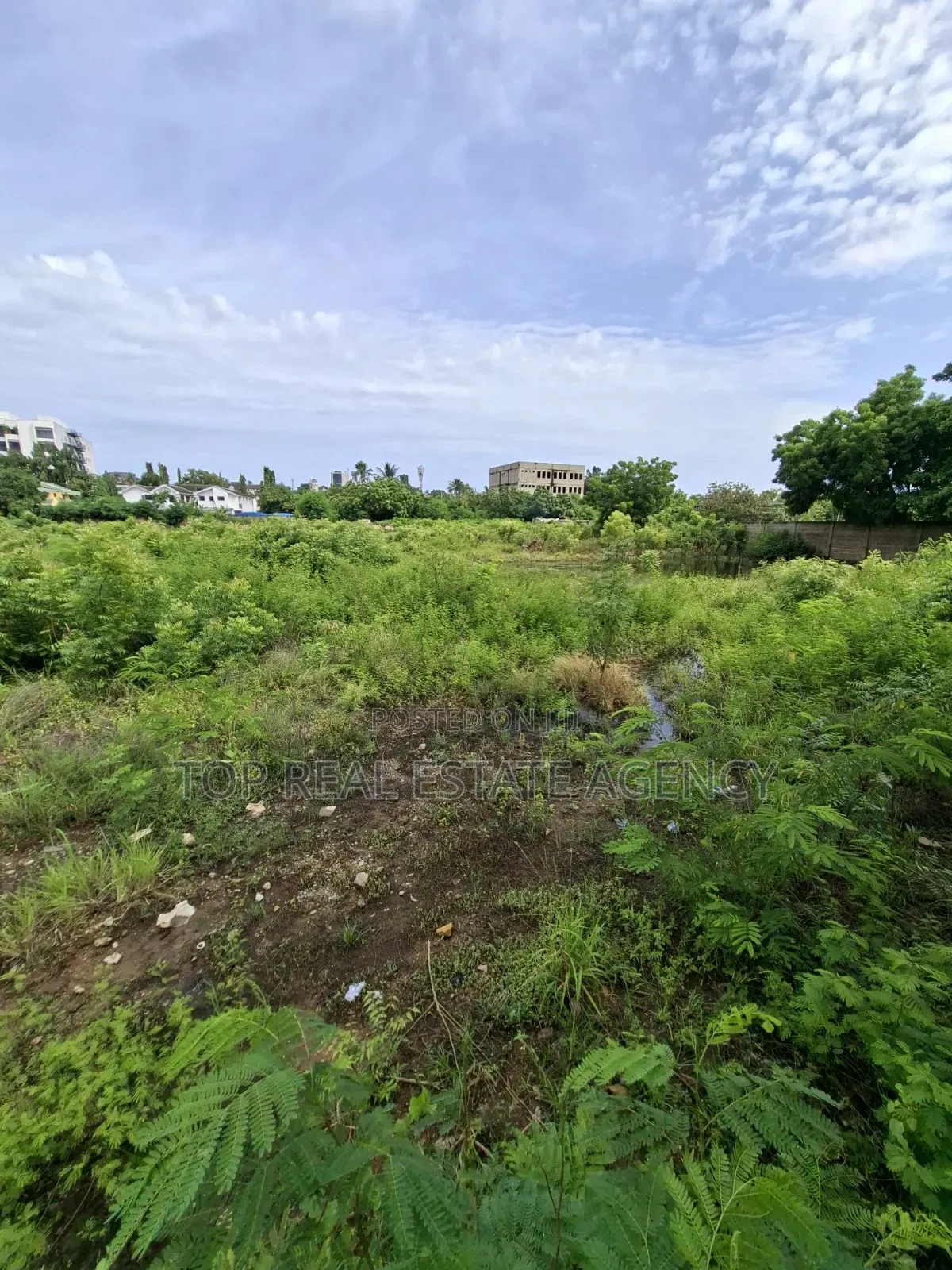 Plots of Land for Sale at Airport West Road Side